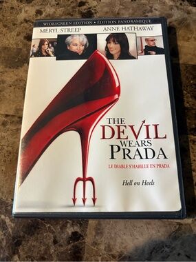 🎬DVD’s 8 for $25 The Devil Wears Prada